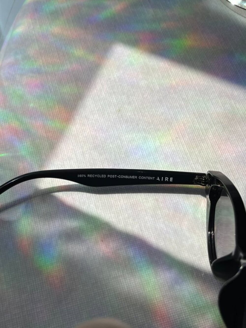 AIRE Amalthea Sunglasses Black Cat Eye Purple Gradient Lens - Picture 3 of 10